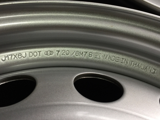 ขายล้อกะทะToyota ขอบ17 ถอดป้ายแดง ชุด4วง2400บ.โทร.0879050181.ส่วได้ทุกที่ทั่วไทย ขายล้อกะทะToyota ขอบ17 ถอดป้ายแดง ชุด4วง2400บ.โทร.0879050181.ส่วได้ทุกที่ทั่วไทย