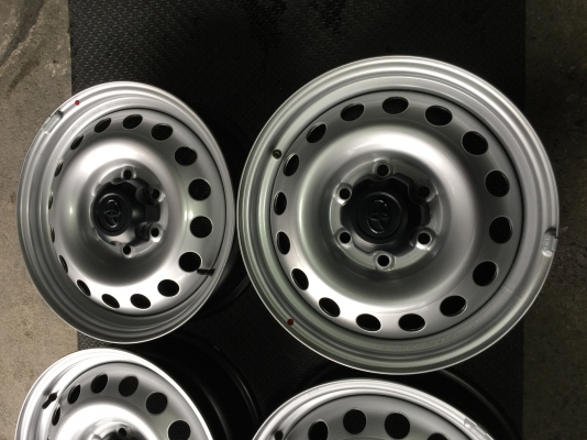 ขายล้อกะทะToyota ขอบ17 ถอดป้ายแดง ชุด4วง2400บ.โทร.0879050181.ส่วได้ทุกที่ทั่วไทย ขายล้อกะทะToyota ขอบ17 ถอดป้ายแดง ชุด4วง2400บ.โทร.0879050181.ส่วได้ทุกที่ทั่วไทย