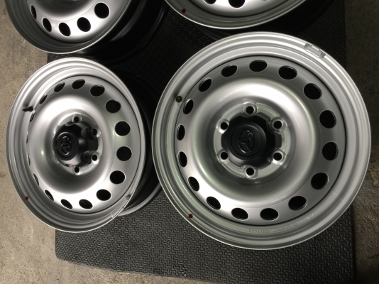 ขายล้อกะทะToyota ขอบ17 ถอดป้ายแดง ชุด4วง2400บ.โทร.0879050181.ส่วได้ทุกที่ทั่วไทย ขายล้อกะทะToyota ขอบ17 ถอดป้ายแดง ชุด4วง2400บ.โทร.0879050181.ส่วได้ทุกที่ทั่วไทย