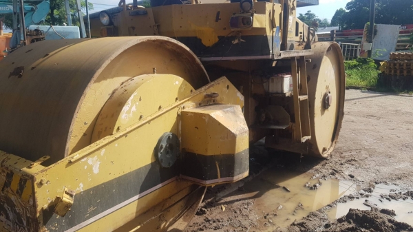 รถบดสามล้อเหล็ก R2 เอกสารเล่ม