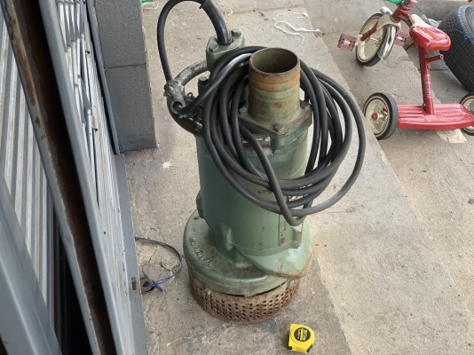 ขายไดโว่สูบน้ำ Honor Submersible Pump 7.5HP. 380V ขนาดท่อ 4นิ้ว สภาพสวยใหม่มาก หมุนนิ่ม พร้อมใช้งาน ราคา 13,500 บาท