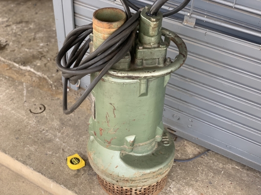 ขายไดโว่สูบน้ำ Honor Submersible Pump 7.5HP. 380V ขนาดท่อ 4นิ้ว สภาพสวยใหม่มาก หมุนนิ่ม พร้อมใช้งาน ราคา 13,500 บาท