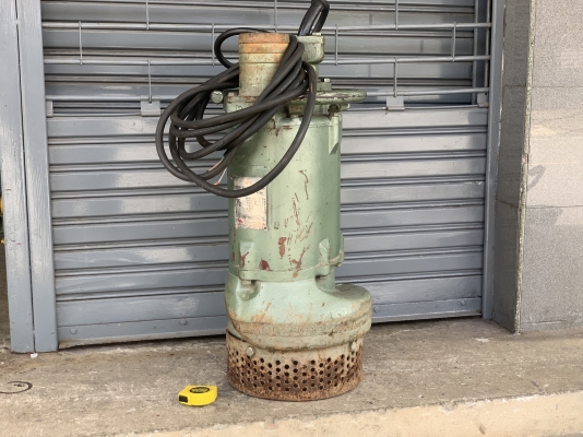 ขายไดโว่สูบน้ำ Honor Submersible Pump 7.5HP. 380V ขนาดท่อ 4นิ้ว สภาพสวยใหม่มาก หมุนนิ่ม พร้อมใช้งาน ราคา 13,500 บาท