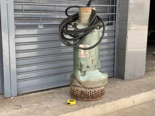 ขายไดโว่สูบน้ำ Honor Submersible Pump 7.5HP. 380V ขนาดท่อ 4นิ้ว สภาพสวยใหม่มาก หมุนนิ่ม พร้อมใช้งาน ราคา 13,500 บาท