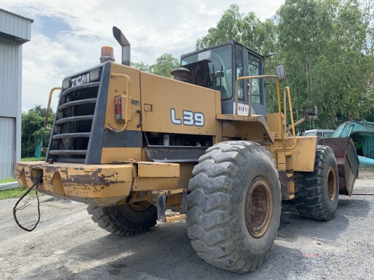 ขายรถตักTCM L39