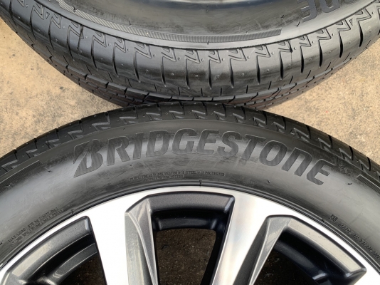 ล้อแม็ก 5รู114 Toyota ขอบ 17 เทาหน้าเงา (Made in Japan) พร้อมยางใหม่ 215-55-17 Bridgestone สวยๆ ล้อแม็ก 5รู114 Toyota ขอบ 17 เทาหน้าเงา (Made in Japan) พร้อมยางใหม่ 215-55-17 Bridgestone สวยๆ