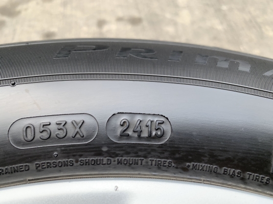 ล้อแม็ก 5รู100 Toyota Altis ขอบ 15 แถมยาง 195-65-15 Michelin ปี 15 ล้อแม็ก 5รู100 Toyota Altis ขอบ 15 แถมยาง 195-65-15 Michelin ปี 15