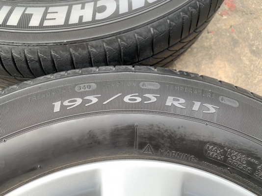 ล้อแม็ก 5รู100 Toyota Altis ขอบ 15 แถมยาง 195-65-15 Michelin ปี 15 ล้อแม็ก 5รู100 Toyota Altis ขอบ 15 แถมยาง 195-65-15 Michelin ปี 15