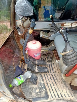 ขายด่วน KOBELCO SK200 MART5 SUPER สภาพพร้อมใช้งาน เครื่องปั้มดี ไฟฟ้าสมบูรณ์ โซ่ช่วงล่างพร้อมใช้งาน รถทำงานทุกวัน เอกสารสัญญาซื้อขาย สนใจสอบถาม 093 0764943 K ตั้ม