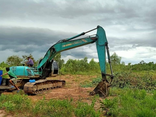 ขายด่วน KOBELCO SK200 MART5 SUPER สภาพพร้อมใช้งาน เครื่องปั้มดี ไฟฟ้าสมบูรณ์ โซ่ช่วงล่างพร้อมใช้งาน รถทำงานทุกวัน เอกสารสัญญาซื้อขาย สนใจสอบถาม 093 0764943 K ตั้ม