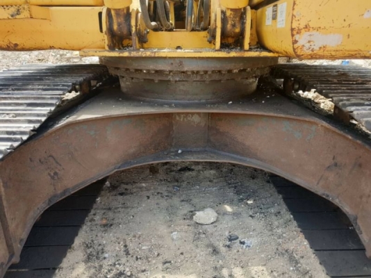 KOMATSU PC 200-8 KOMATSU PC 200-8