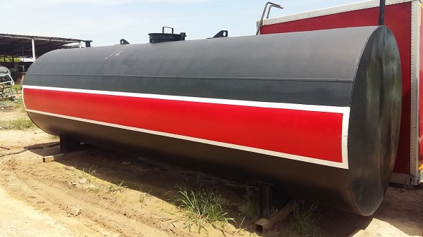 ขาย ถังน้ำมัน ถังน้ำ 15000 ลิตร เหล็กหนามาก กว้าง 1.82ม.ยาว 6.00ม. สภาพดี สนใจทักมาได้ค่ะ 0917926651ค่ะ