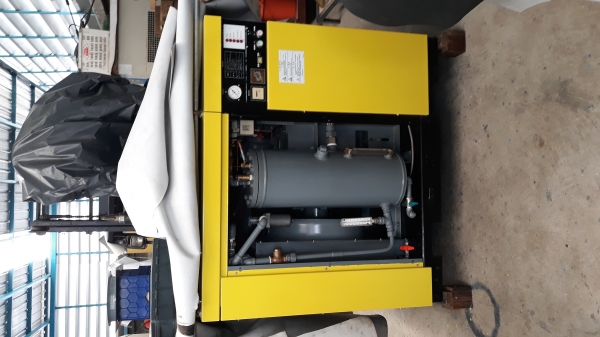 ขายเครื่องปั๊มลมHitachi 30Hp เครื่องพร้อมใช้งาน รับประกัน1ปี