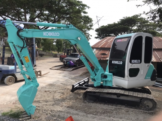 ขายsk045  เทียบเท่า 5 ตัน แอร์เย็น สภาพดีพร้อมใช้งาน