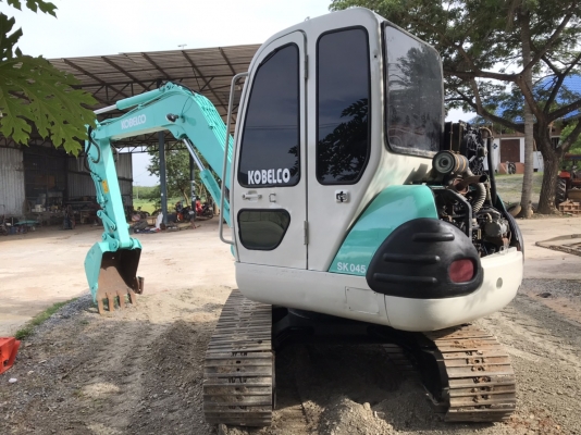 ขายsk045  เทียบเท่า 5 ตัน แอร์เย็น สภาพดีพร้อมใช้งาน