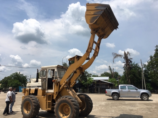 ขายรถตักโคมัสสุ510 พร้อมใช้งาน 560000 บาท