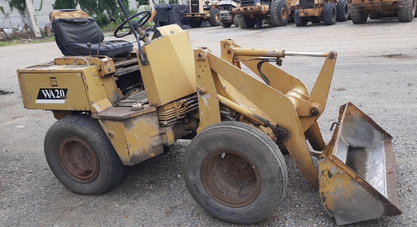 Komatsu WA20 เก่าจอด แต่พร้อมใช้