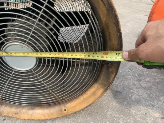 ขายพัดลมถัง-ท่อ ขนาด 16นิ้ว ขนาด 1.5HP. 220V ไฟบ้าน มีสวิทย์ปิด-เปิดในตัว สภาพสวย เดิมๆ หมุนนิ่ม ให้ลมแรง มี 2ตัวครับ ราคาตัวละ 4,600 บาท