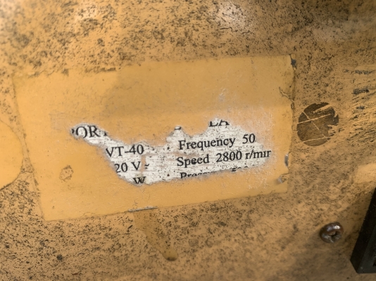 ขายพัดลมถัง-ท่อ ขนาด 16นิ้ว ขนาด 1.5HP. 220V ไฟบ้าน มีสวิทย์ปิด-เปิดในตัว สภาพสวย เดิมๆ หมุนนิ่ม ให้ลมแรง มี 2ตัวครับ ราคาตัวละ 4,600 บาท