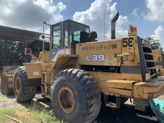 ขายรถตักล้อยาง TCM L39