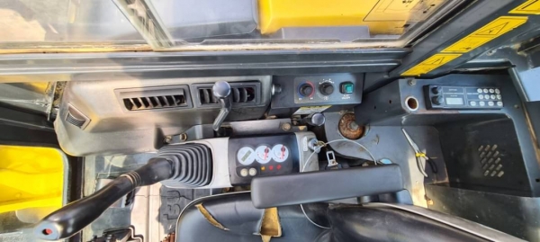 ขายด่วน635,000บาทรถแบคโฮโคมัสซูKOMATSUPC55MR2รุ่นหัวเก๋ง-8ยกหัวได้รุ่นยอดนิยมคอลโทลน้ำนันปั้มนี้วแรงๆเครื่องโคมัสซู4D88Eเครื่องดีปั่มแรงรถนอกเพิ่งนำเข้ามาใหม่ยังไม่เคยใช้งานในเมืองไทยเลย