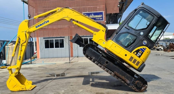 ขายด่วน635,000บาทรถแบคโฮโคมัสซูKOMATSUPC55MR2รุ่นหัวเก๋ง-8ยกหัวได้รุ่นยอดนิยมคอลโทลน้ำนันปั้มนี้วแรงๆเครื่องโคมัสซู4D88Eเครื่องดีปั่มแรงรถนอกเพิ่งนำเข้ามาใหม่ยังไม่เคยใช้งานในเมืองไทยเลย