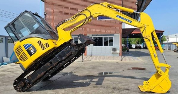 ขายด่วน635,000บาทรถแบคโฮโคมัสซูKOMATSUPC55MR2รุ่นหัวเก๋ง-8ยกหัวได้รุ่นยอดนิยมคอลโทลน้ำนันปั้มนี้วแรงๆเครื่องโคมัสซู4D88Eเครื่องดีปั่มแรงรถนอกเพิ่งนำเข้ามาใหม่ยังไม่เคยใช้งานในเมืองไทยเลย