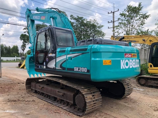 SK200-8yn11 @1,480,000 KOBELCO เอกสารอินวอย ที่อยุธยา โทรจองเลยครับที่เบอร์ ☎️ 081-9891989 หรั่งครับ