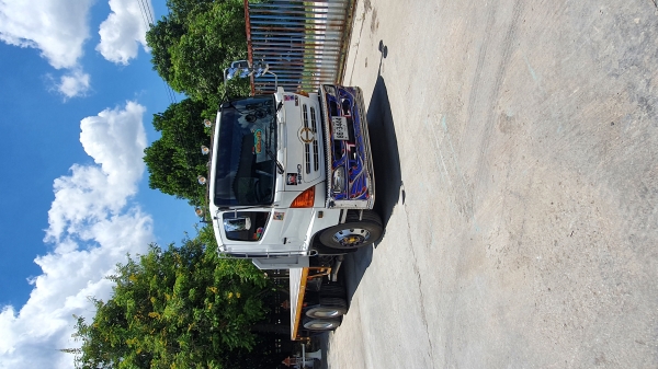 truck2hand cover