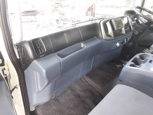 ขายหัวเก๋งสิบล้อ HINO เมก้า พร้อมใช้งาน ขายหัวเก๋งสิบล้อ HINO เมก้า พร้อมใช้งาน