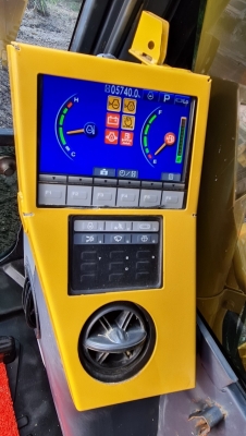 Komatsu PC200-8MO ไมล์ 5000 จอเหลือง กล้องหลัง สวยๆ