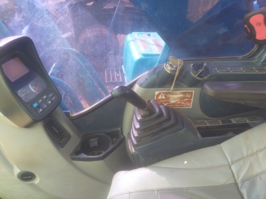 ขายด่วน KOBELCO SK200 YN11 เครื่องปั้มดีเยี่ยม ไฟฟ้าอยู่ โซ่ช่วงล่างสวย เฟรมสวย เอกสารเล่มทะเบียน สนใจสอบถาม 093 0764943 K ตั้ม