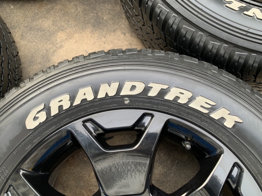 ล้อแม็ก Toyota Revo Rocco ขอบ 18 พร้อมยาง 265-60-18 Dunlop ปี 18 สวยๆ ล้อแม็ก Toyota Revo Rocco ขอบ 18 พร้อมยาง 265-60-18 Dunlop ปี 18 สวยๆ