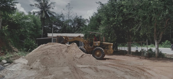 ขายรถตัก ยี่ห้อ KOMATSU JH30 ขายตามสภาพ ราคาต่อรองได้ ขายรถตัก ยี่ห้อ KOMATSU JH30 ขายตามสภาพ ราคาต่อรองได้