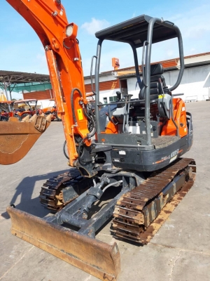 มาแล้วจ้ารถขุด คูโบต้ารุ่น Kx91-3sx ราคาขายสด 675,000 บาท ดาวน์ได้จ้า ดาวน์  165,000 บาท 089-0111624 เฮียเลี้ยงจ้า  สนใจโทรเลยจ้า สอบถามหรือสามารถมาดูที่ร้านเราได้จ้า   สนใจสามารถมาดูมาลองขับให้เต็มที่ไม่ซื้อไม่เป็นไรมีลานปูนเท่าสนามบอลให้ลองขับทุกคัน