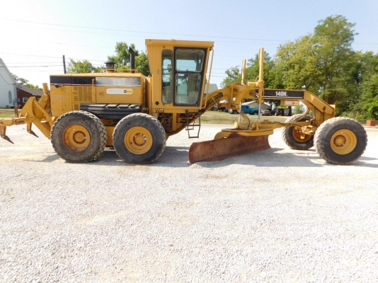 รถเกรด MOTOR GRADER CATERPILLAR CAT 140 H VHP PLUS รถเกรด MOTOR GRADER CATERPILLAR CAT 140 H VHP PLUS
