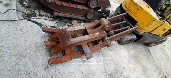FROM JAPAN ตัวคีบปากหนีบไม้ GRAPPLE อุปกรณ์รองรับ สำหรับรถขุดไซค์ 100, 120 ,135