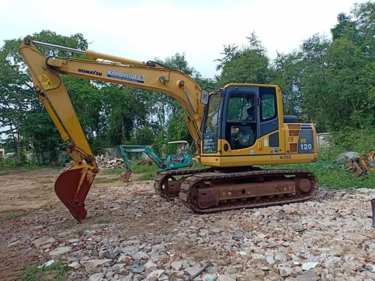 ขายจ้าKOMATSU PC120-8. เก่านอกแท้  เดิมๆๆสภาพสวย  ใช้งานมาน้อย  เครื่องปั๊มแห้ง...พร้อมใช้  โทร 089-3818694 จ๊อย