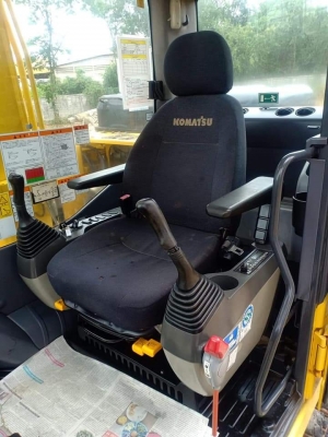 ขายจ้าKOMATSU PC120-8. เก่านอกแท้  เดิมๆๆสภาพสวย  ใช้งานมาน้อย  เครื่องปั๊มแห้ง...พร้อมใช้  โทร 089-3818694 จ๊อย