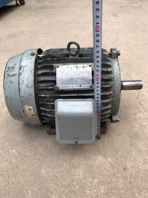 มอเตอร์ TATUNG made in Taiwan สามเฟส 380V ขนาด 3 แรง ความเร็วรอบ 1420 rpm ตัวใหญ่มาก งานดี หมุนนิ่ม มอเตอร์ TATUNG made in Taiwan สามเฟส 380V ขนาด 3 แรง ความเร็วรอบ 1420 rpm ตัวใหญ่มาก งานดี หมุนนิ่ม