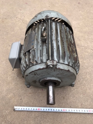 มอเตอร์ TATUNG made in Taiwan สามเฟส 380V ขนาด 3 แรง ความเร็วรอบ 1420 rpm ตัวใหญ่มาก งานดี หมุนนิ่ม มอเตอร์ TATUNG made in Taiwan สามเฟส 380V ขนาด 3 แรง ความเร็วรอบ 1420 rpm ตัวใหญ่มาก งานดี หมุนนิ่ม