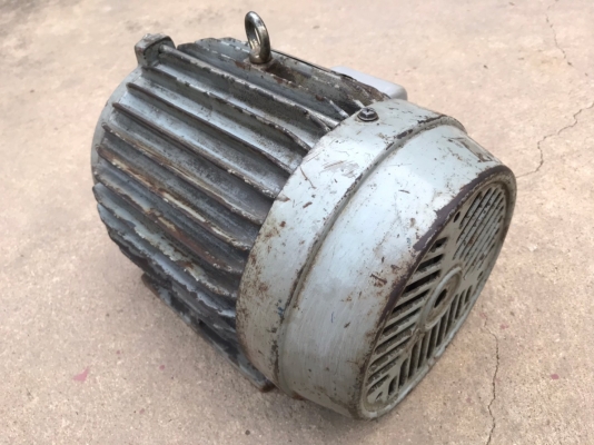 มอเตอร์ TATUNG made in Taiwan สามเฟส 380V ขนาด 3 แรง ความเร็วรอบ 1420 rpm ตัวใหญ่มาก งานดี หมุนนิ่ม มอเตอร์ TATUNG made in Taiwan สามเฟส 380V ขนาด 3 แรง ความเร็วรอบ 1420 rpm ตัวใหญ่มาก งานดี หมุนนิ่ม