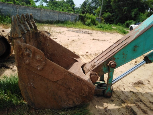 ขายรถแบคโฮ KOBELCO SK200-8 YN 12 SUPER X