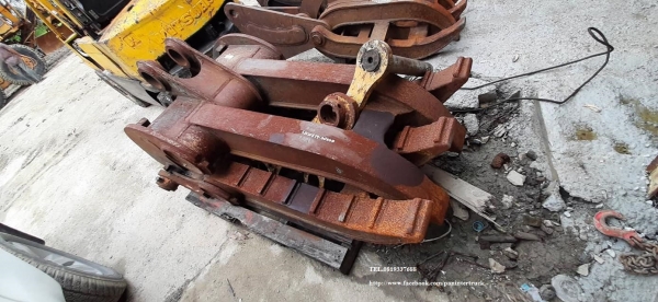FROM JAPAN ตัวคีบปากหนีบไม้ GRAPPLE อุปกรณ์รองรับ สำหรับรถขุดไซค์ 200 ,220 สินค้าเก่านอก ขายตามสภาพ**