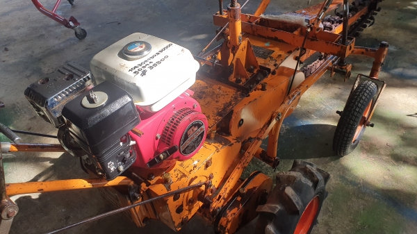 รถขุดว่างท่อ 4 นิ้ว รถขุดว่างท่อ 4 นิ้ว