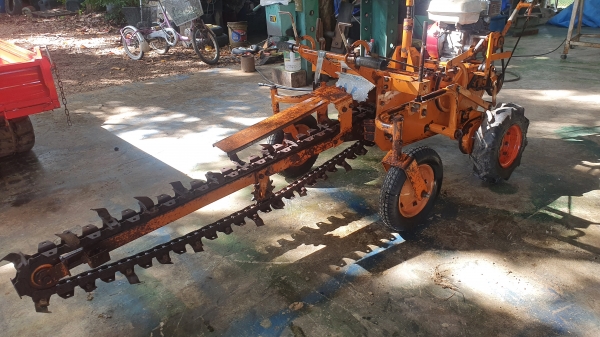 รถขุดว่างท่อ 4 นิ้ว รถขุดว่างท่อ 4 นิ้ว