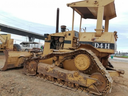 ขาย 595,000 บาทCATTERPILAR D4H