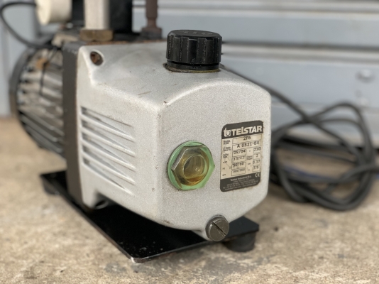 ขายปั๊มแวคคั่มสุญญากาศ Telstar 1/2HP. 220V ไฟบ้าน ไฟบ้าน made in Spain สภาพสวย(หายากครับ) หมุนนิ่ม ดูดแรง พร้อมใช้งาน
