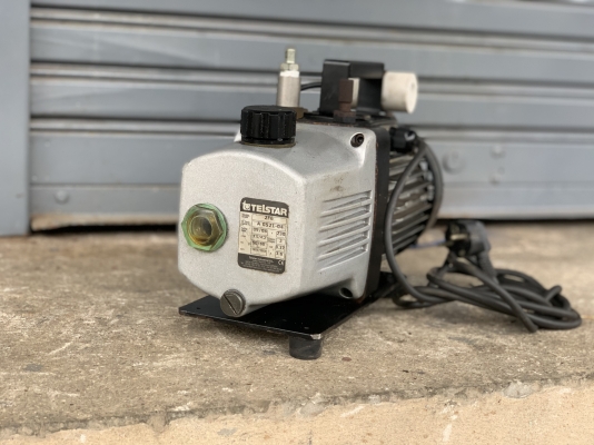 ขายปั๊มแวคคั่มสุญญากาศ Telstar 1/2HP. 220V ไฟบ้าน ไฟบ้าน made in Spain สภาพสวย(หายากครับ) หมุนนิ่ม ดูดแรง พร้อมใช้งาน