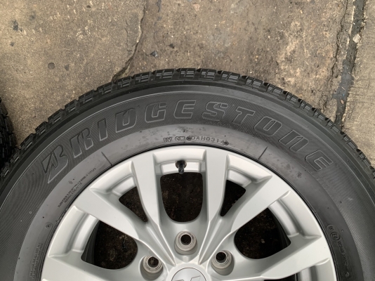 ล้อแม็ก Mitsu Pajero ก้านวาย ขอบ 17 แถมยาง 255-65-17 Bridgestone ปี 14 ล้อแม็ก Mitsu Pajero ก้านวาย ขอบ 17 แถมยาง 255-65-17 Bridgestone ปี 14